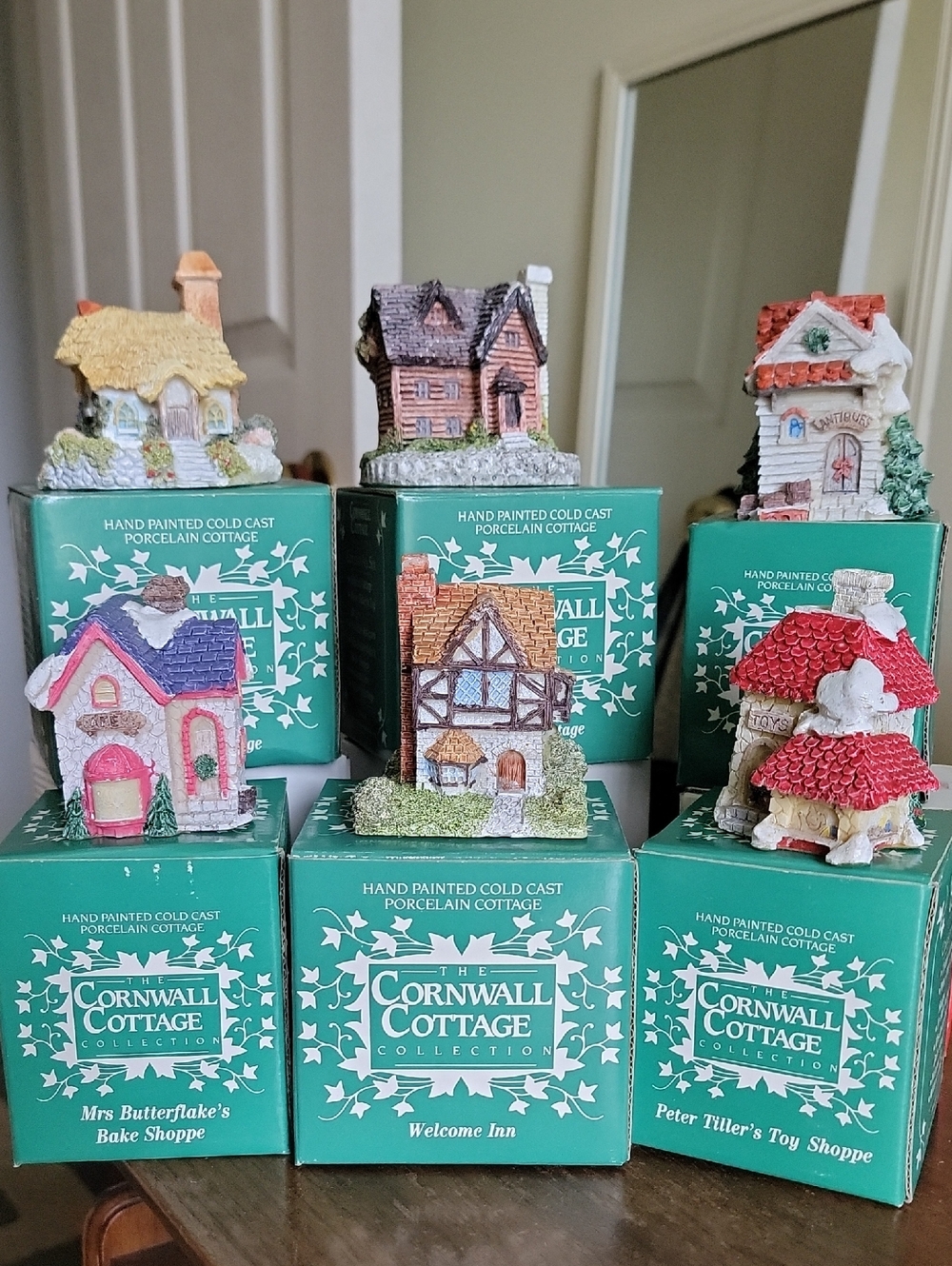 The Cornwell Cottage Collection 6 Cottages